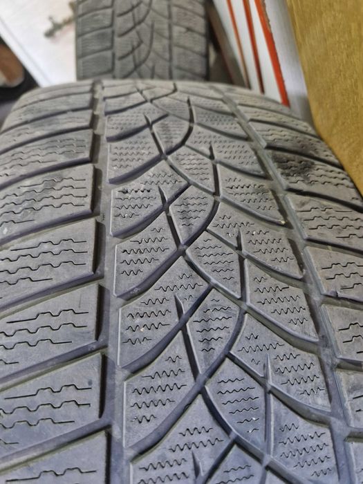 Зимни Гуми Goodyear UltraGrip Performance Gen1 265/40/20