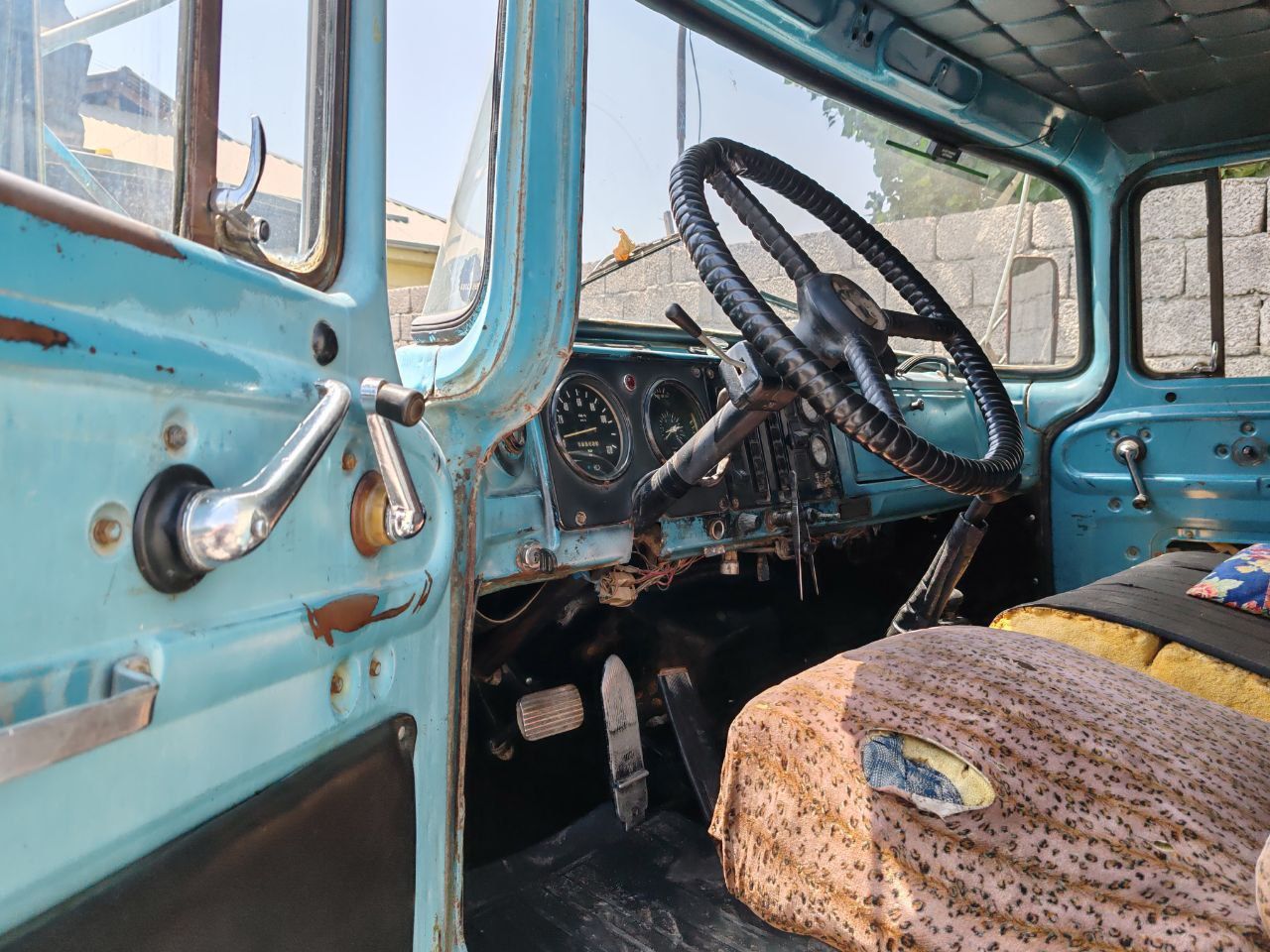 Zil Sotiladi 1992