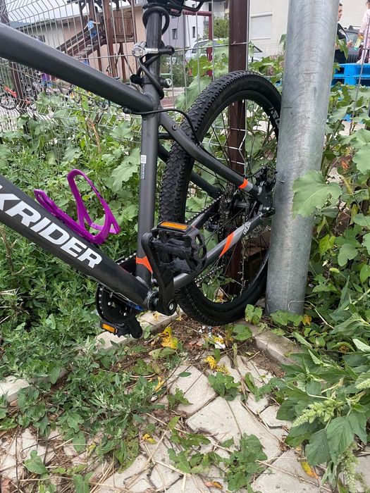 Bicicleta de vânzare