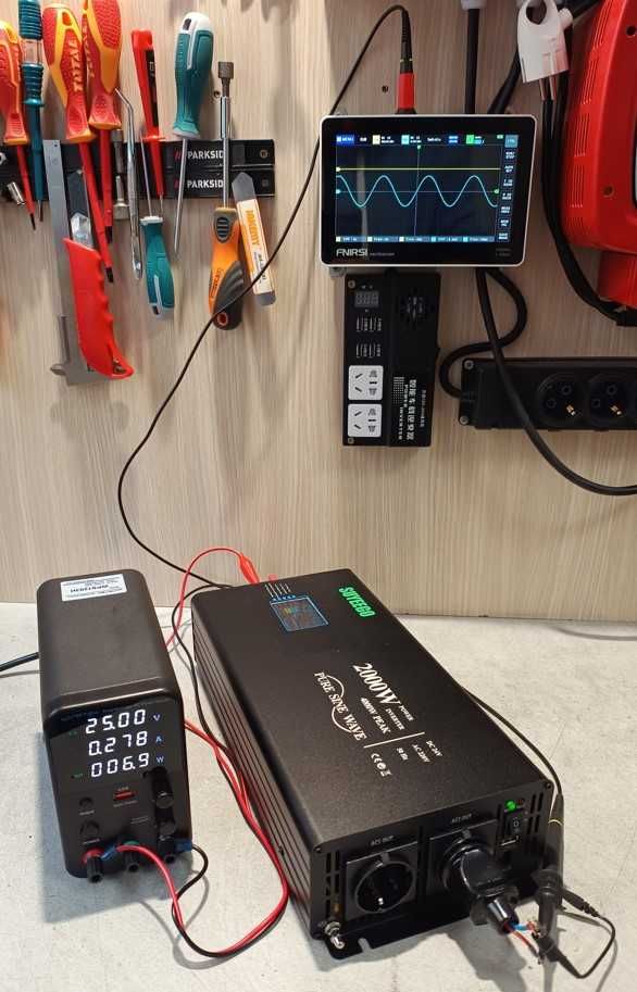 Инвертори Suyeego 2000W чиста синусоида 12 или 24V с дистанционно упр.