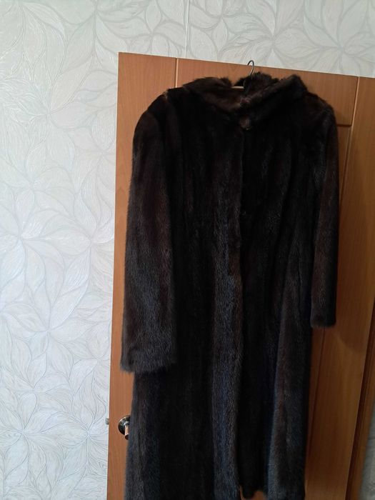 Продаетсяшуба норковая 50-52 размер