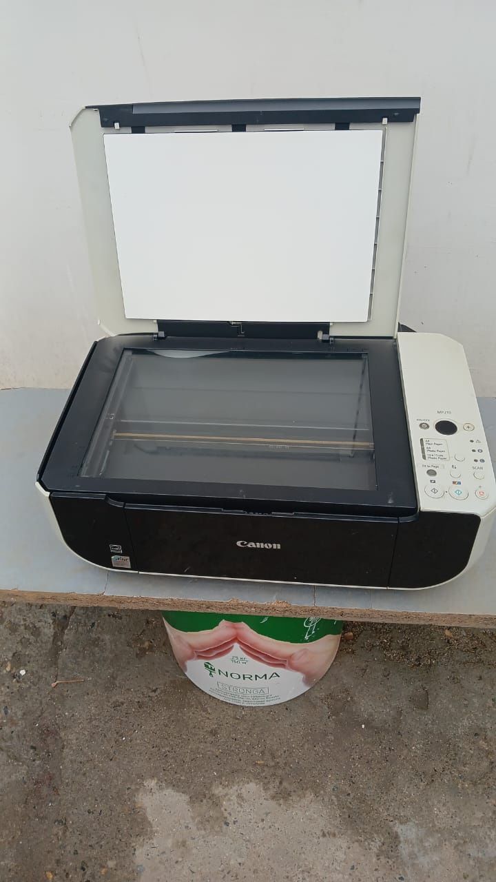 Продам принтер в хорошем состоянии