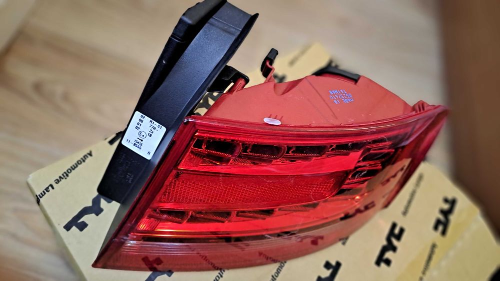 Заден LED стоп за Audi A4 B8 Седан - НОВ