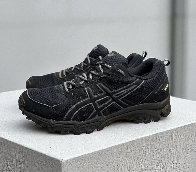 Asics Gel Sonoma GORE-TEX  (42) Маратонки за Планинско бягане