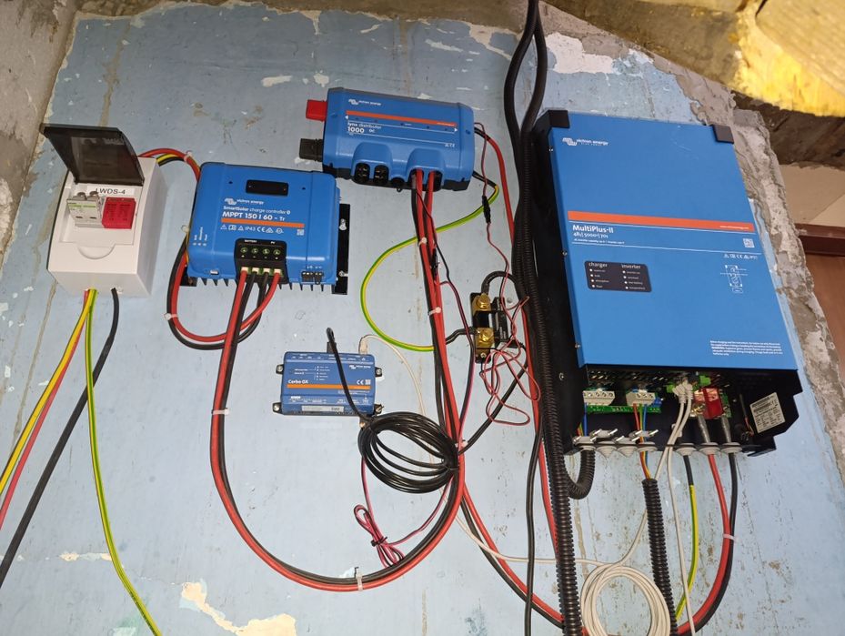 Invertor Victron Eergy Multi Plus 2 , Mppt , Cerbo, Lynox , Shantt