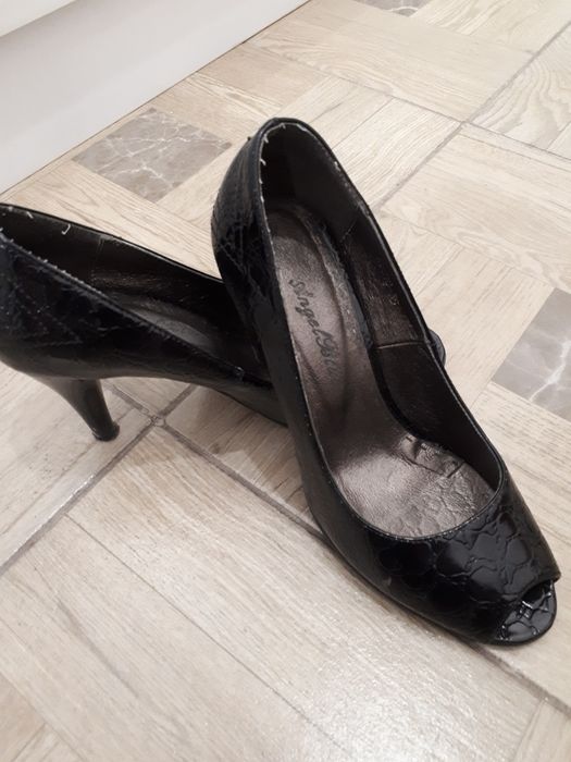 Vand decupate de dama