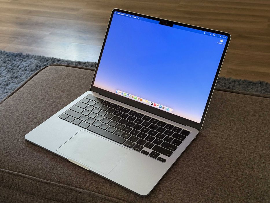 Apple Macbook Air M4 13-inch 16/256 У нас самые вкусные цены на яблоки