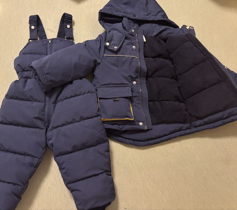 Зимняя куртка в синем рассцветке