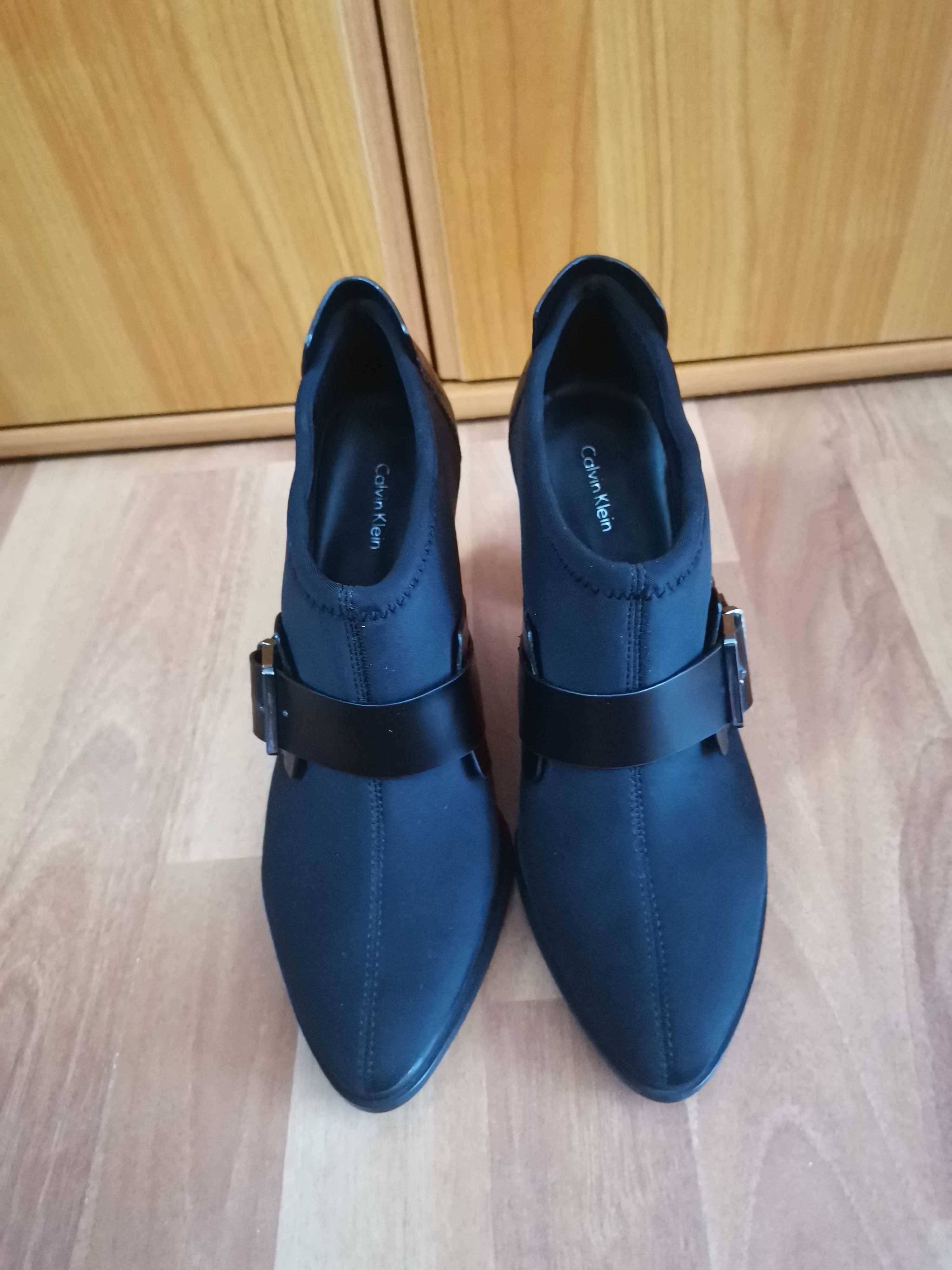 Calvin Klein botine negre