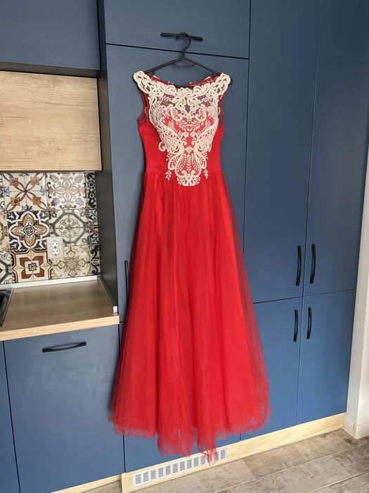 Рокля за Бал