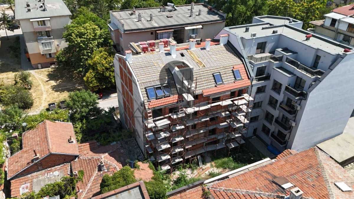 Продава се Тристаен апартамент в Пловдив, Център - 83 кв.м за 1584 €/кв.м - Снимка #3