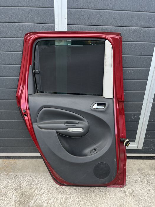 Ușa/Uși Citroen C3 Picasso 2009 cu perdeluța