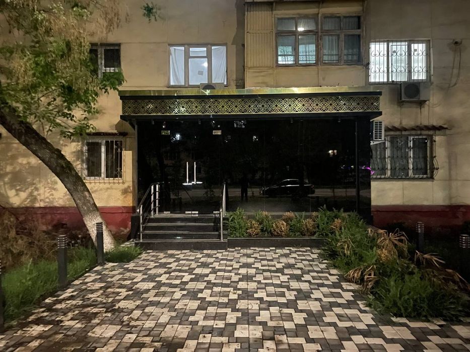 Здаеотса аренда под офис либа под бизнис 1 линияа яашнабад лисинова
