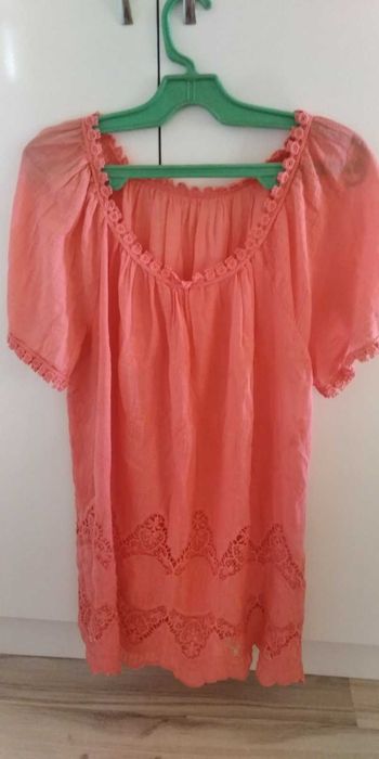 НОВА дълга немачкаема рокля-15лв ; туника и блузи по 5лв