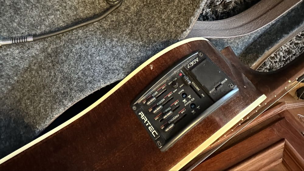 Chitara  electroacustica Standard Western W12204 EQ Hora Reghin