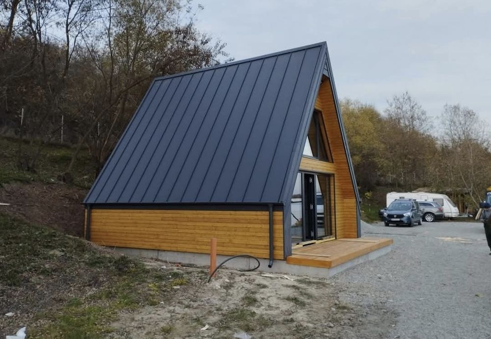 Vand cabane pe structura din lemn