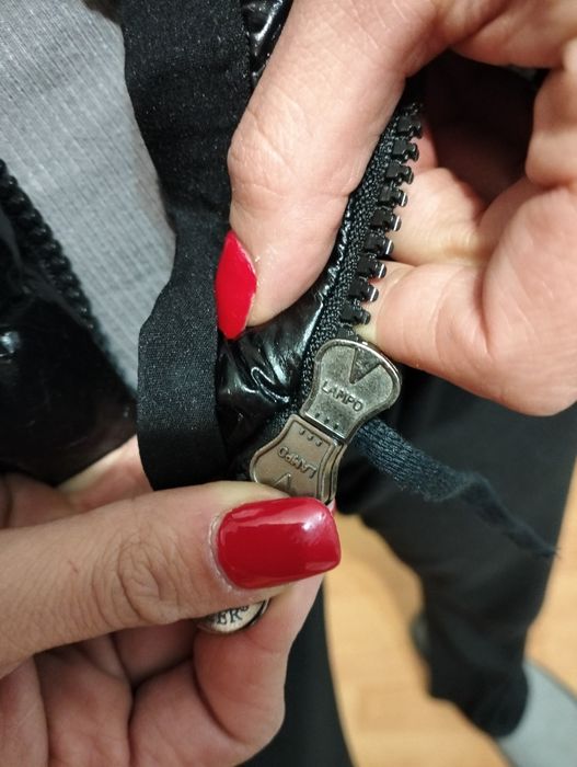 Geaca Moncler mărimea 4(M-L)