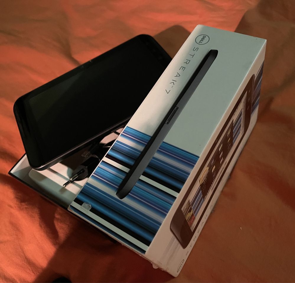 Dell Streak 7 16GB (SD Card +SIM 3G) Tableta stare Noua in cutie
