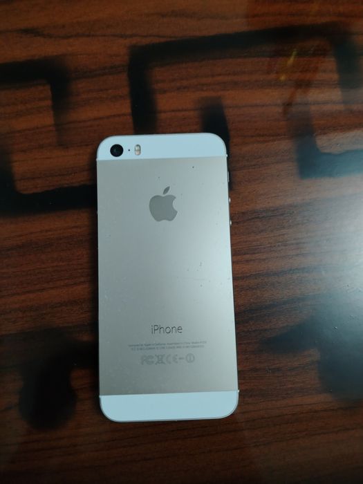 iPhone 5 S telefoni