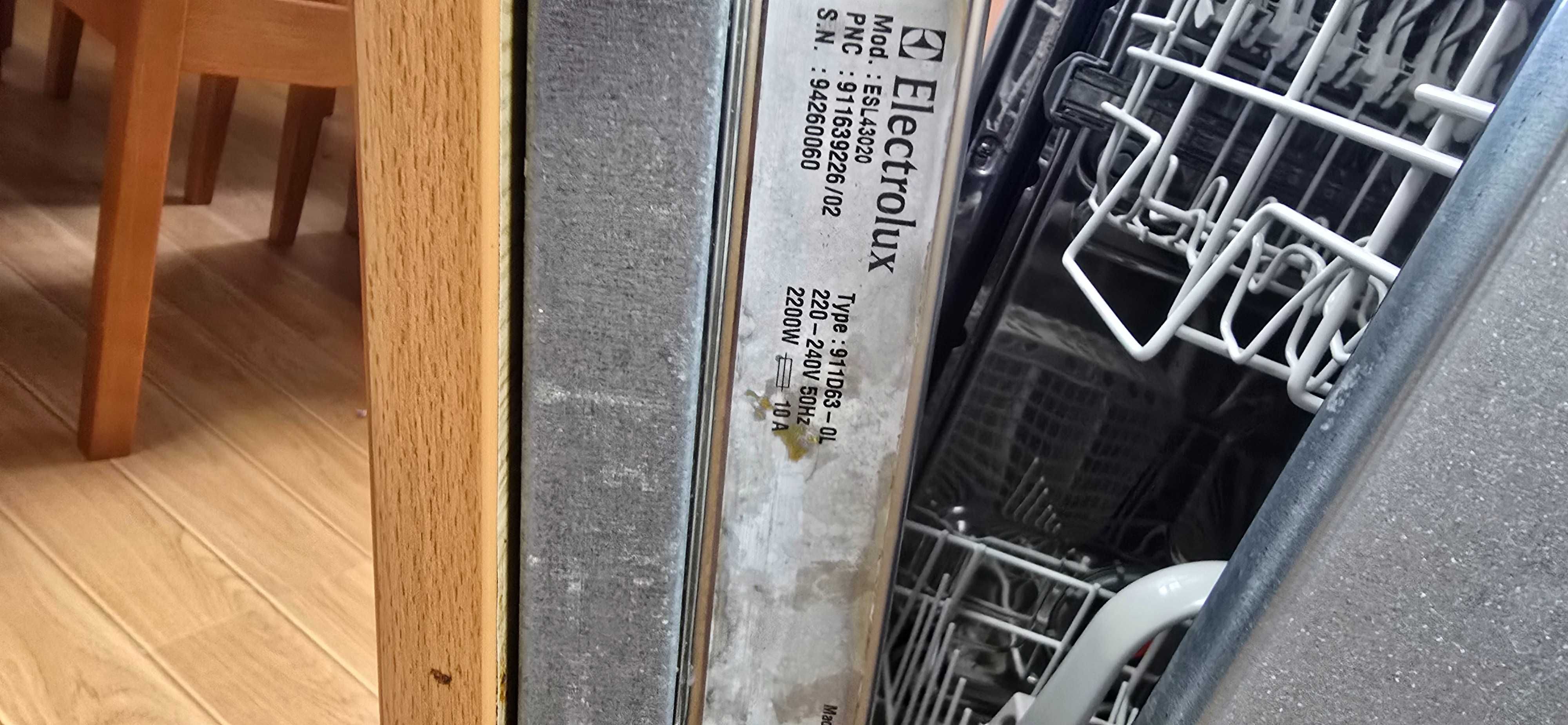 Съдомиялна Electrolux ESL43020