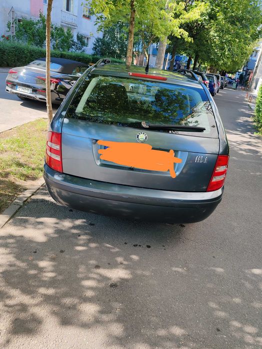 Vând Skoda fabia