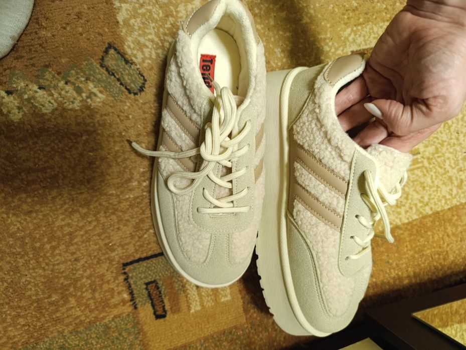 Нови кецове 38 номер