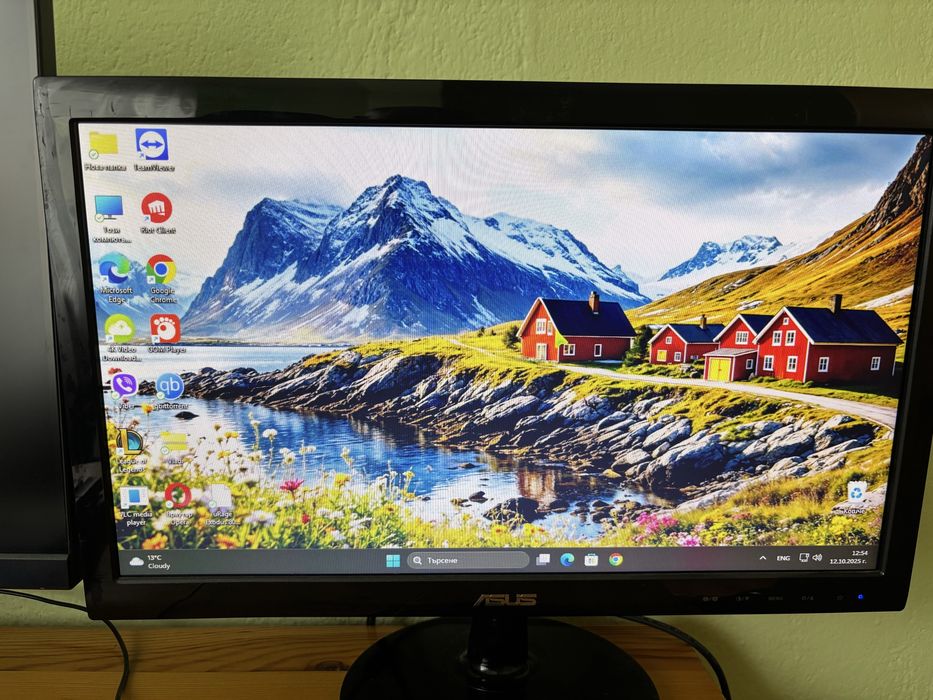 Монитор Asus 18,5 инча