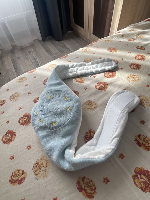 Centură anticolici cu sâmburi de cireșe