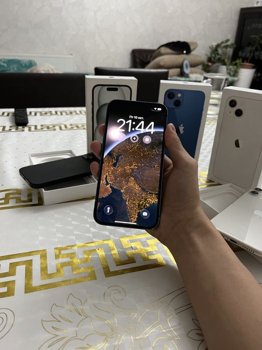 Продам айфон 13 iphone 13