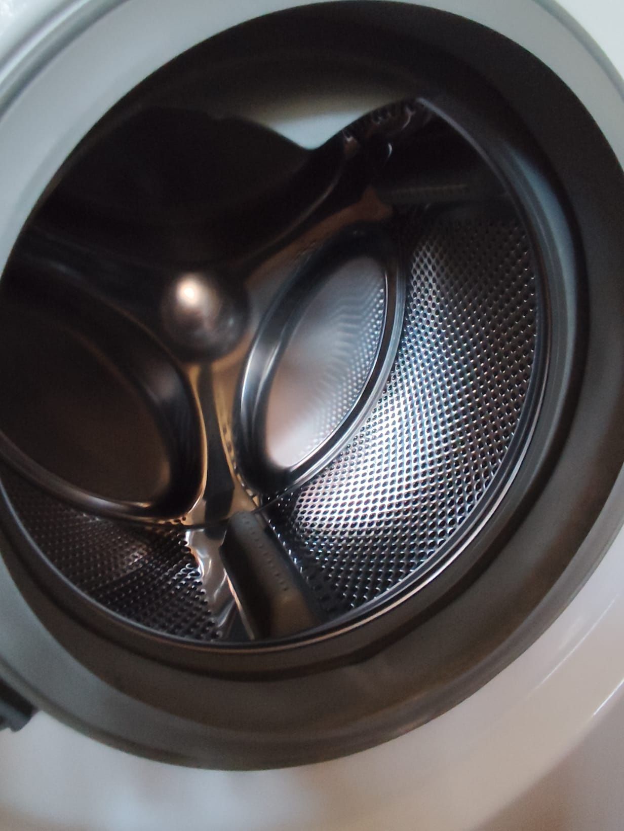Пералня whirlpool 7 кг А++ 1000 оборота