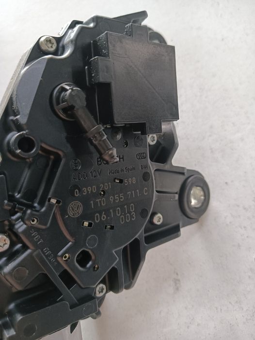 Motoras stergator haion VOLKSWAGEN TOURAN 1T1, 1T2 2003 - 2010 1t09557