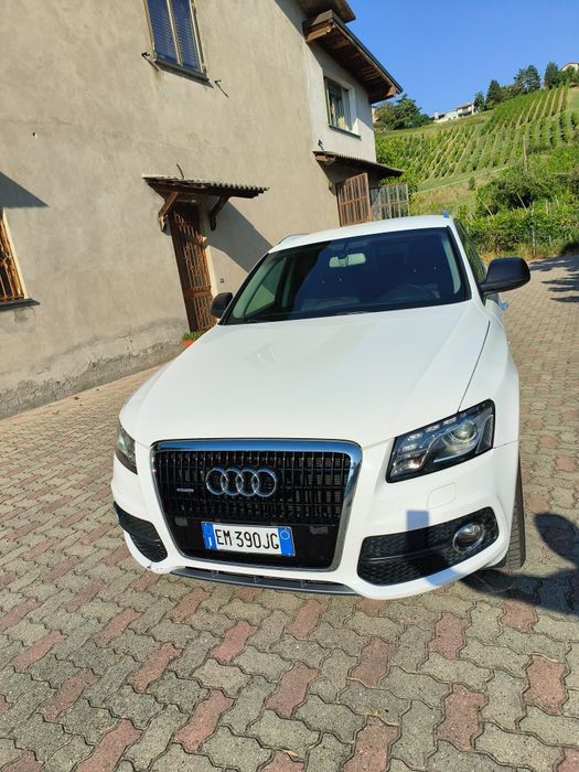 Audi Q5 2012 ,2.0 ,143 cp , quattro
