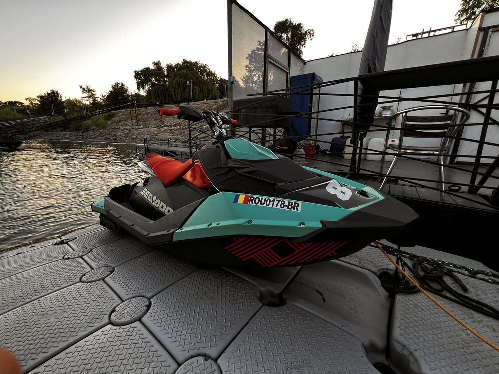 Sea-Doo Spark Trixx 2018 • 185 ore • Impecabil + Husă
