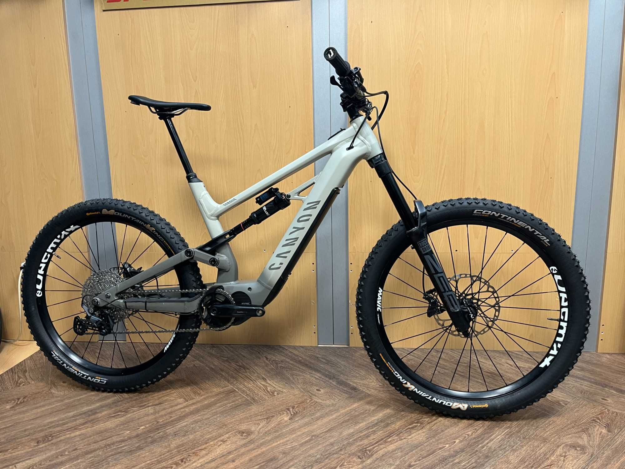 +Ел.велосипед Canyon Torque:ON 7/L-size/27.5"/full suspension 180+