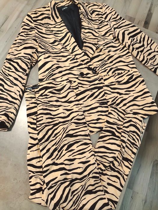 Комплект на Zara