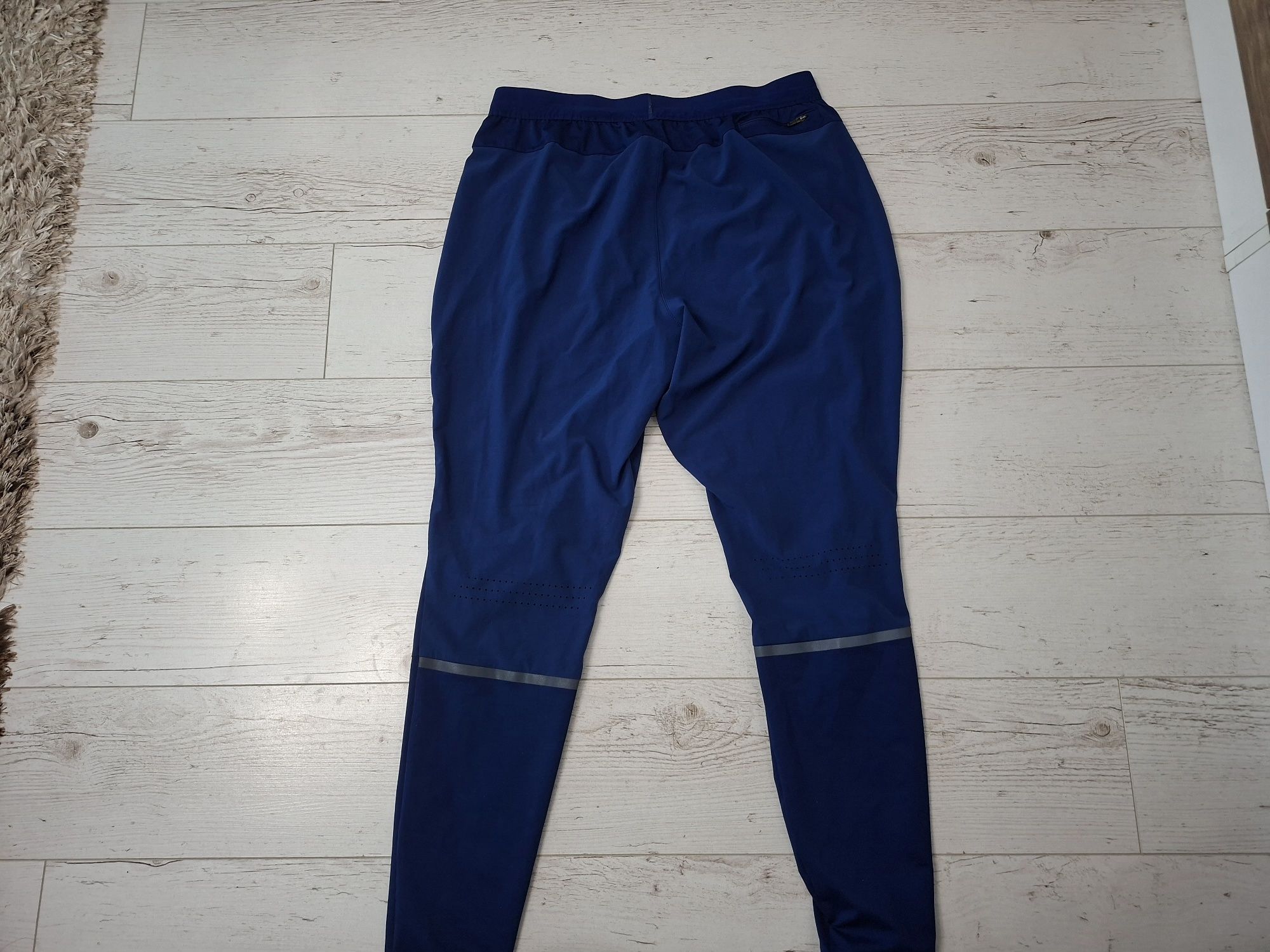 Nike M NK Swift Run-Ориг.тънко долнище Ново!!!