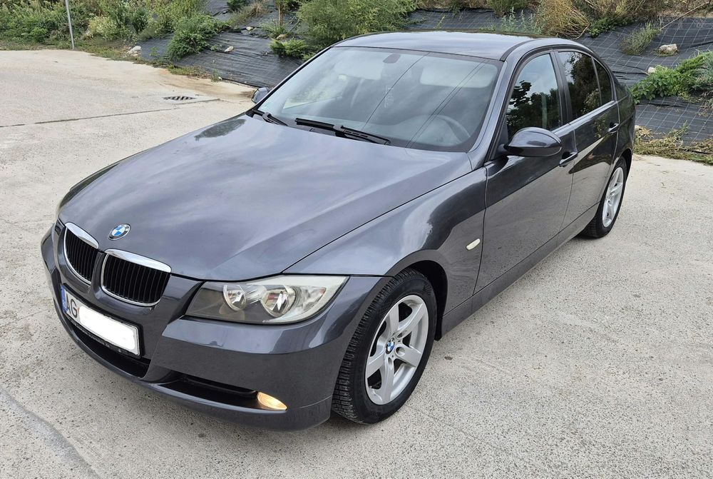 BMW Seria 3 Proprietar de 5 ani / Taxe la zi / Fiscal pe loc