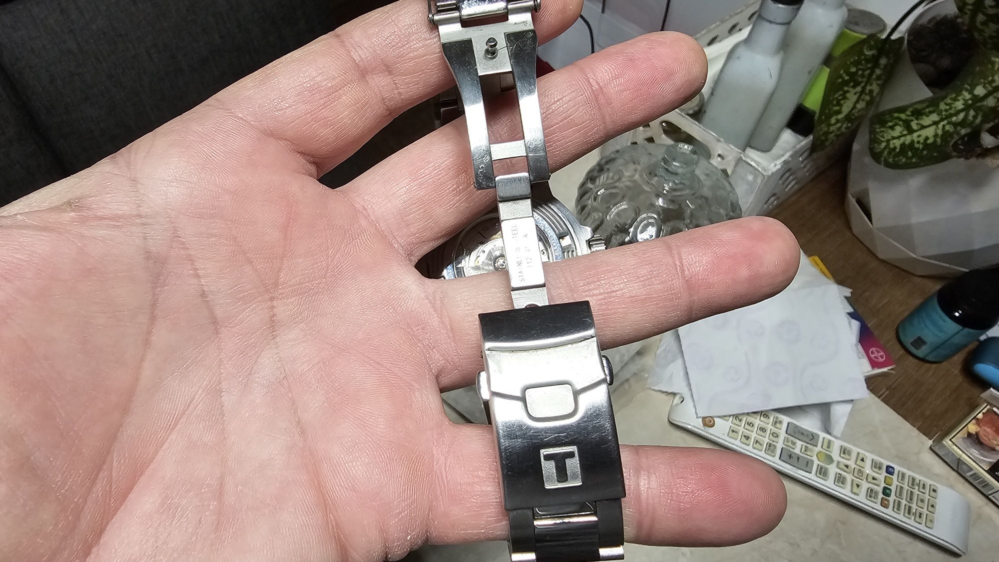Продавам часовник ТИСО