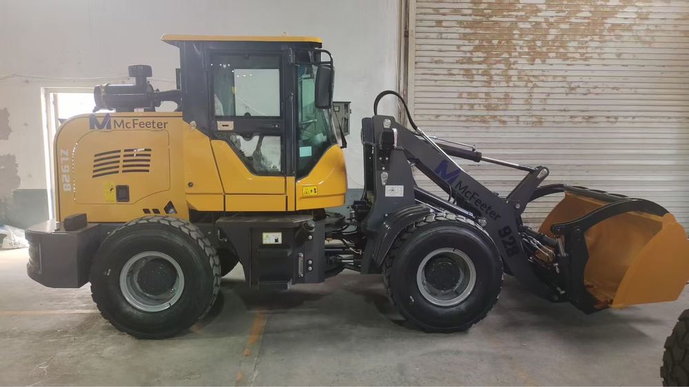 Фронтальный погрузчик McFeeter ZL928 новый