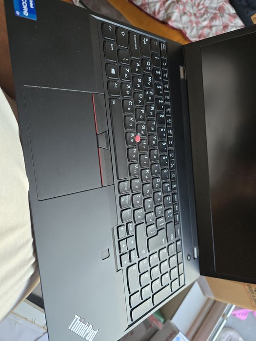 Lenovo P15v Gen2 Intel 11800H