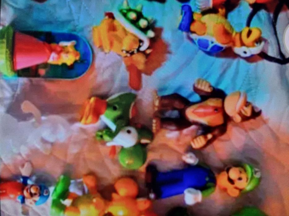 Diferite jucarii plus Mario Stitch Luigi figurine penny board piste