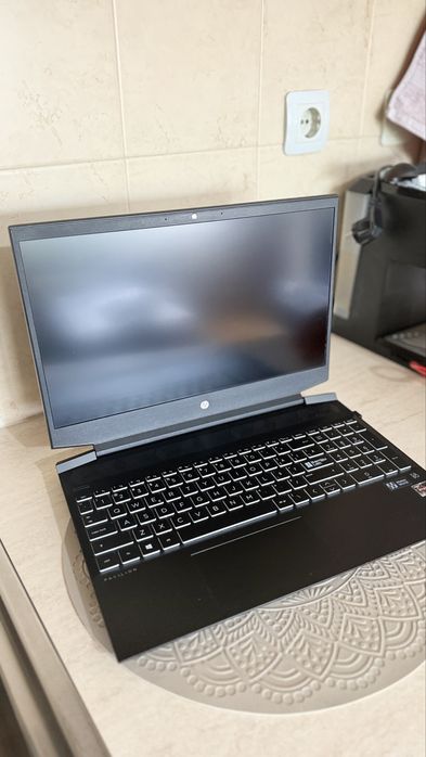 Лаптоп HP Pavilion 15
