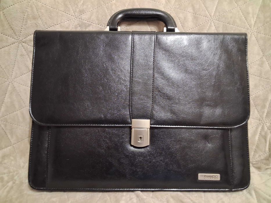 Geanta piele neagră Fernando NOUA