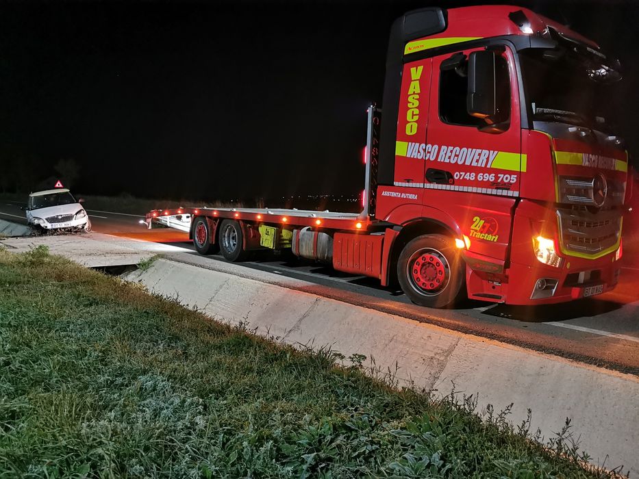 Tractări auto  24/24 Depanari