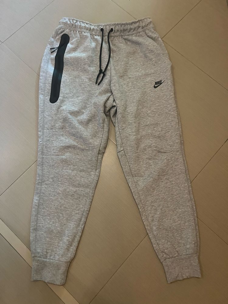 Nike tech fleece