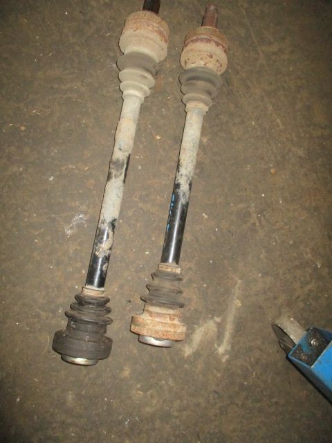 Planetara stanga dreapta spate Bmw seria 3 e46 motor 1,9 benzina