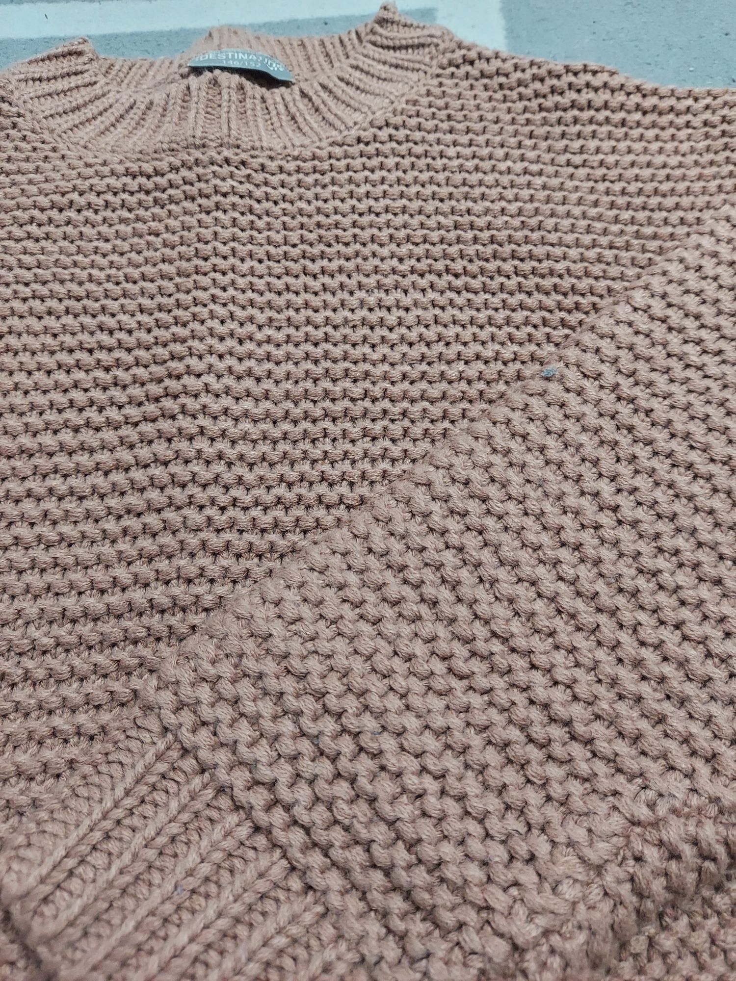 Pulover tricotat