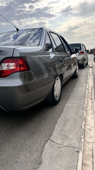 Nexia 2 gibrid super salon kondior sotiladi