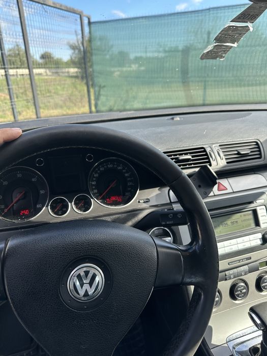 Volkswagen Passat B6 – Cutie Automată – Îngrijit, Gata de Drum!