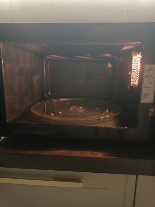 Продам микроволновку самсунг